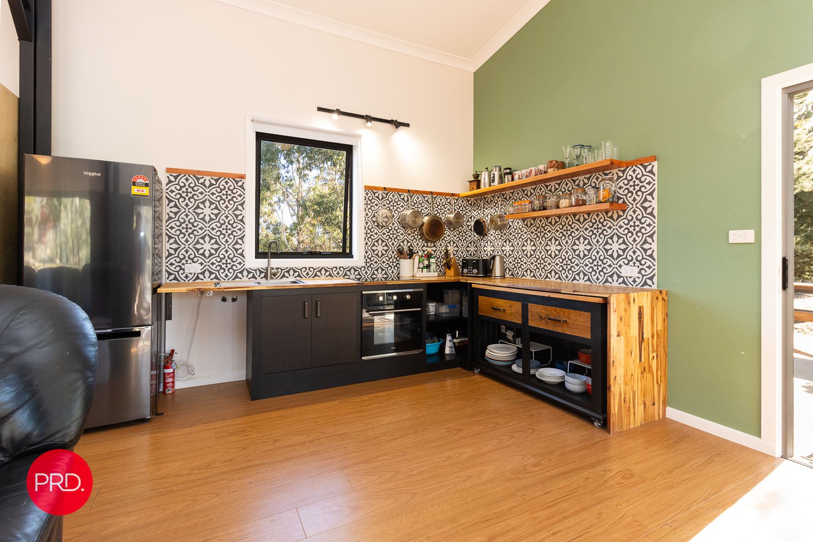 211 Foggy Forest Drive CAPTAINS FLAT 11