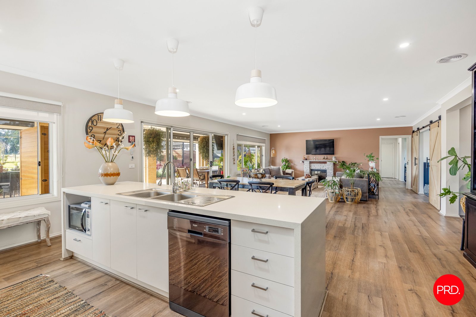 211 Goochs Lane GLENLYON 5