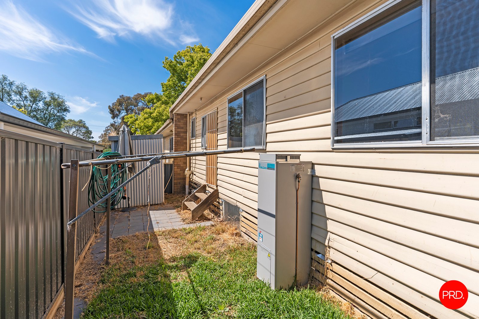 2/11 Hayes Street IRONBARK 11