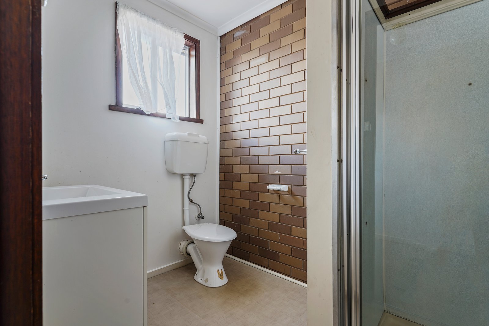 2/11 Hayes Street IRONBARK 7