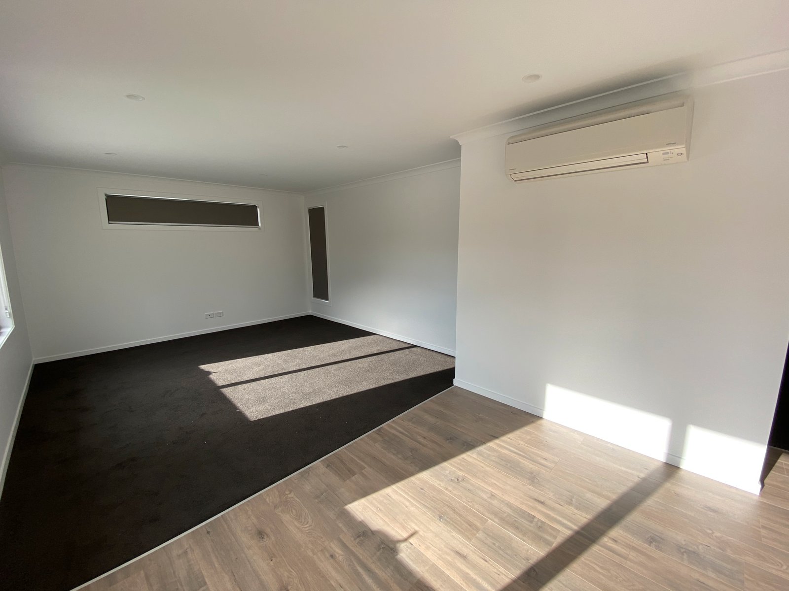 2/11 Hollingsworth Street BRIGHTON 2