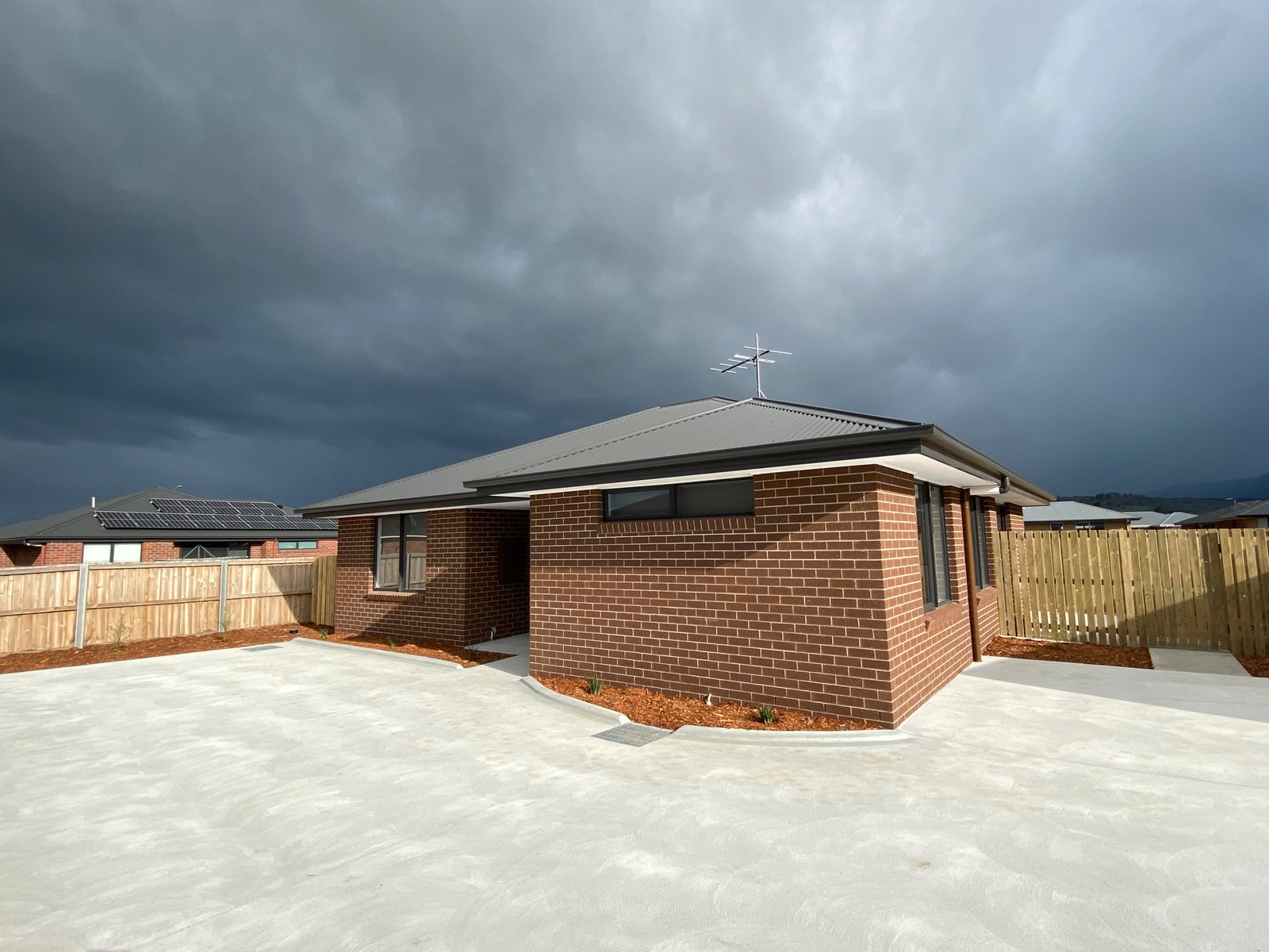 2/11 Hollingsworth Street BRIGHTON 10