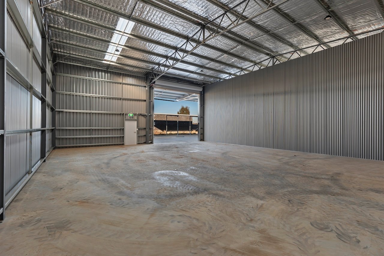 2/11 Houtman Street WAGGA WAGGA 4