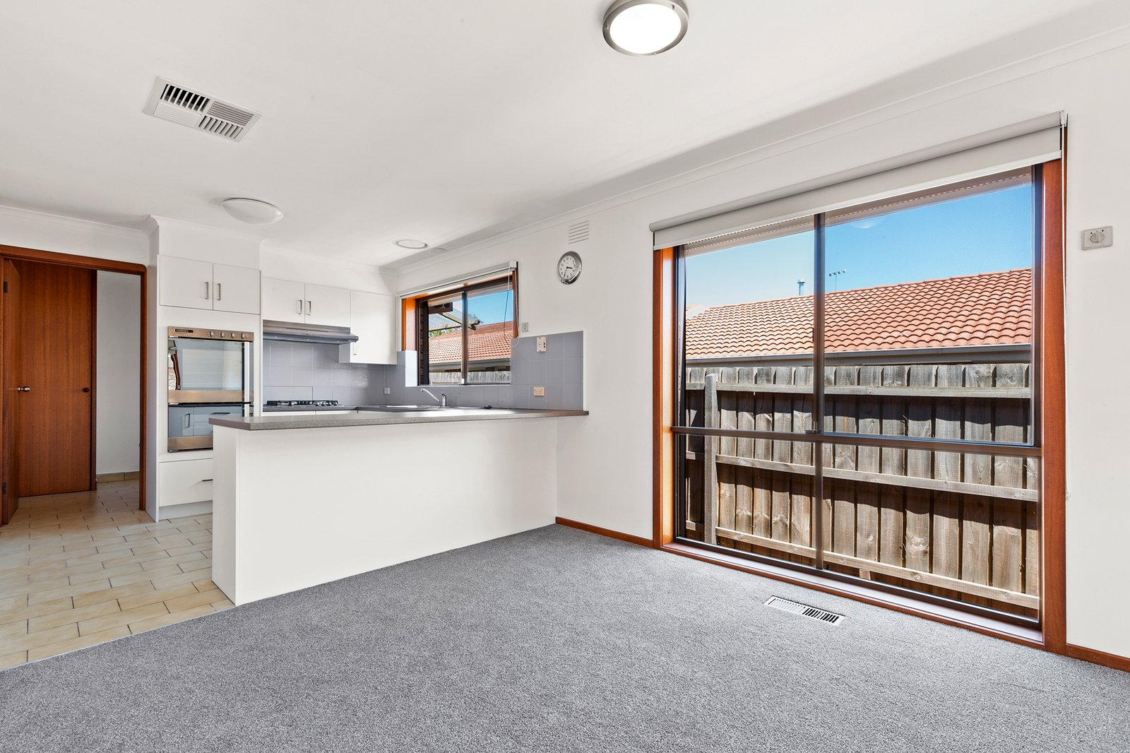 Gallery: 2/11 Howe Street