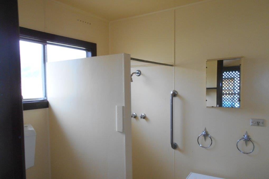 2/11 Howick Street TUMUT 5