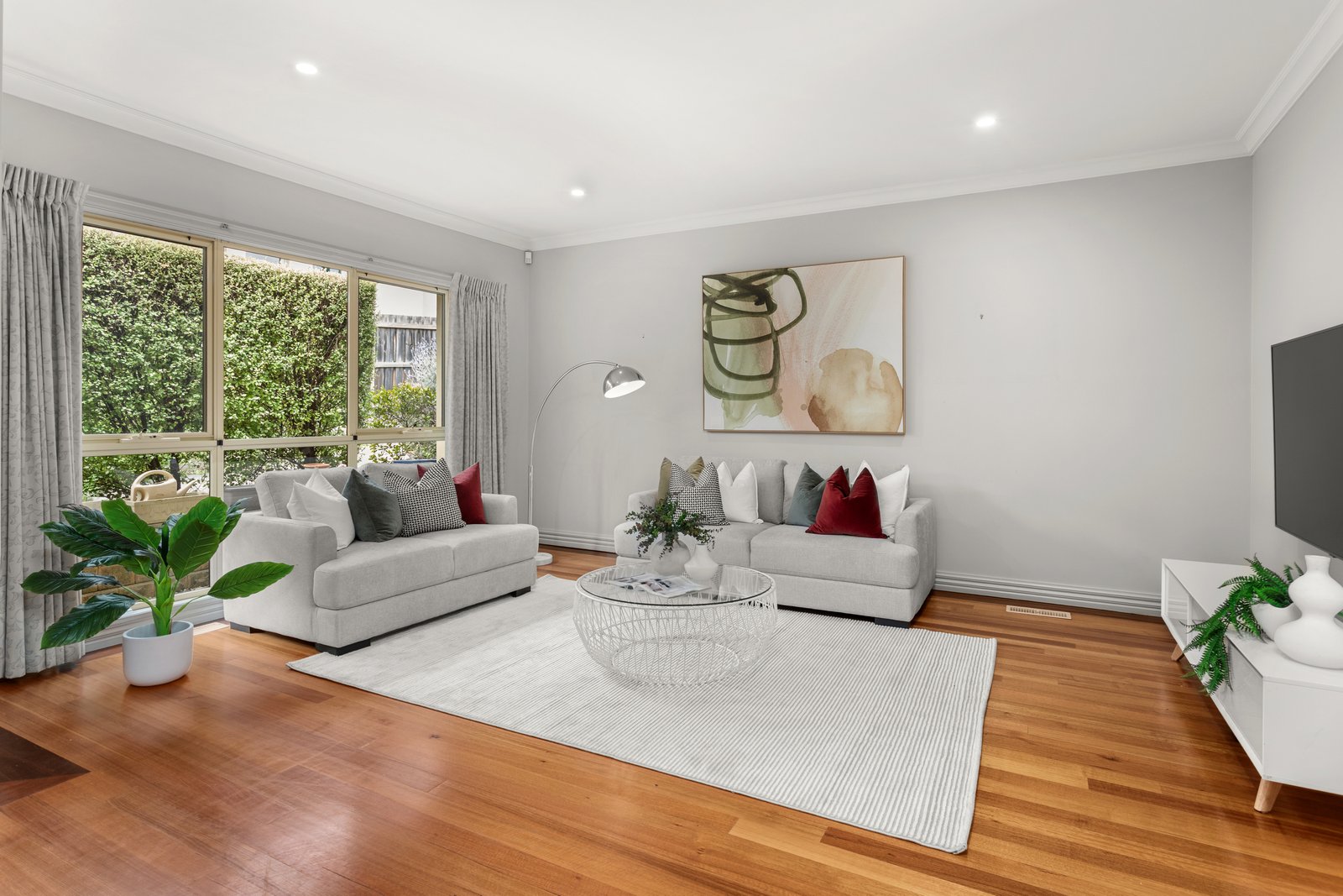 Gallery: 2/11 Jervis Street