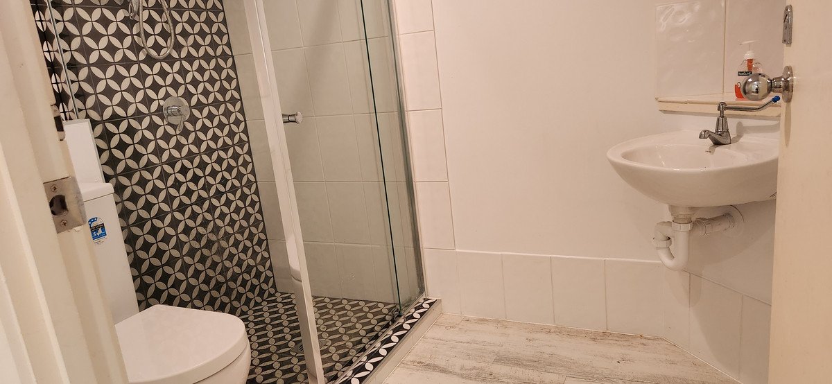 2/11 John Duncan Court Varsity Lakes 14