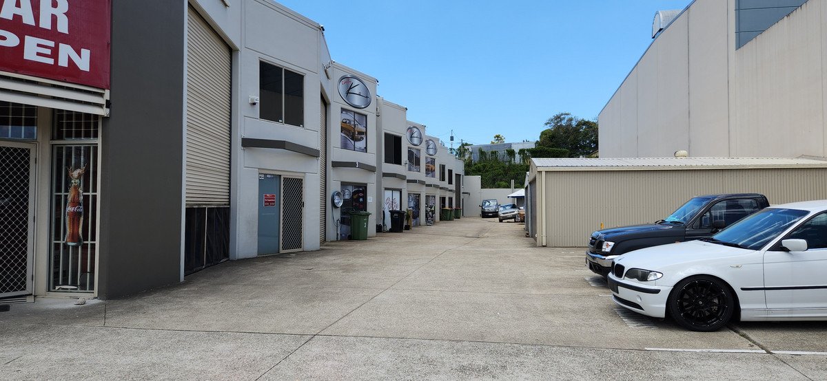 2/11 John Duncan Court Varsity Lakes 2