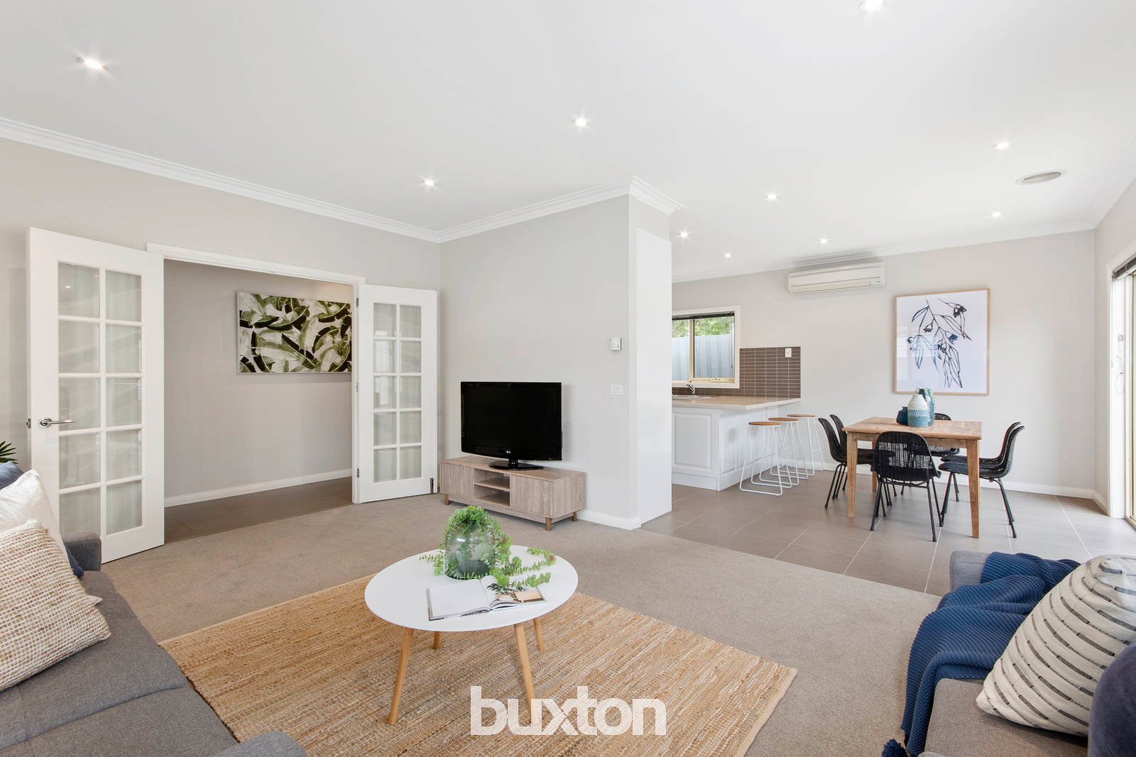 Gallery: 2/11 Laura Avenue