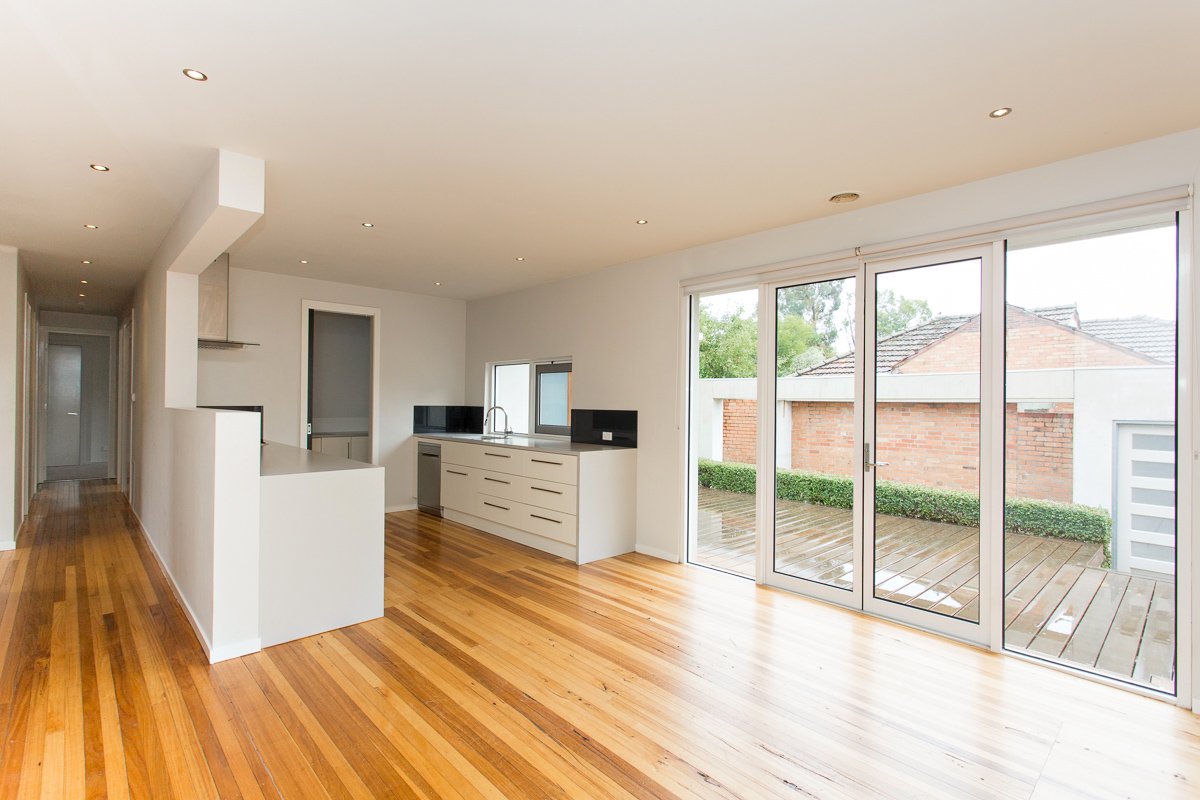 Gallery: 211 Lyons Street North