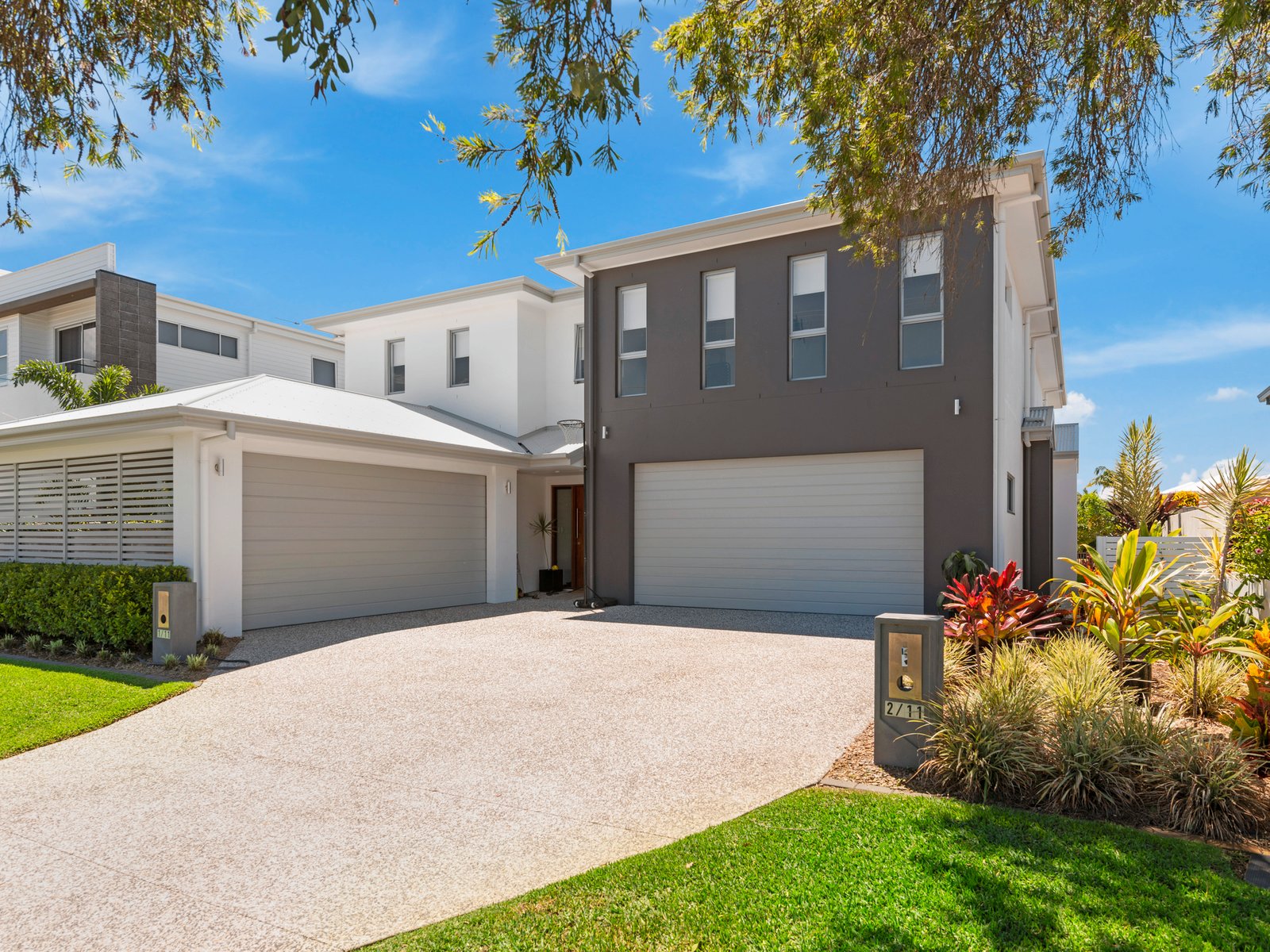 2/11 Marlin Court PALM BEACH 13