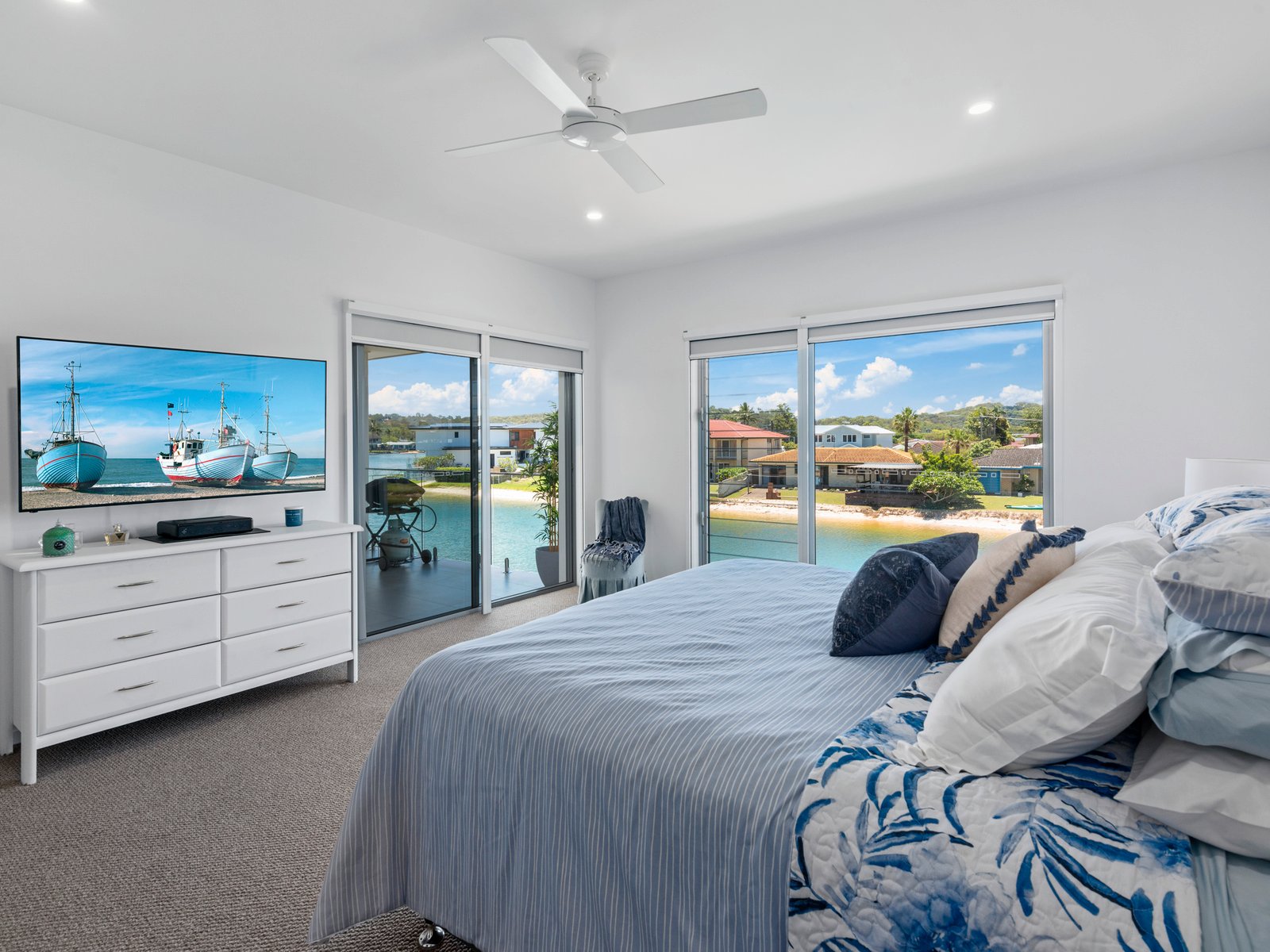 2/11 MARLIN Court PALM BEACH 12