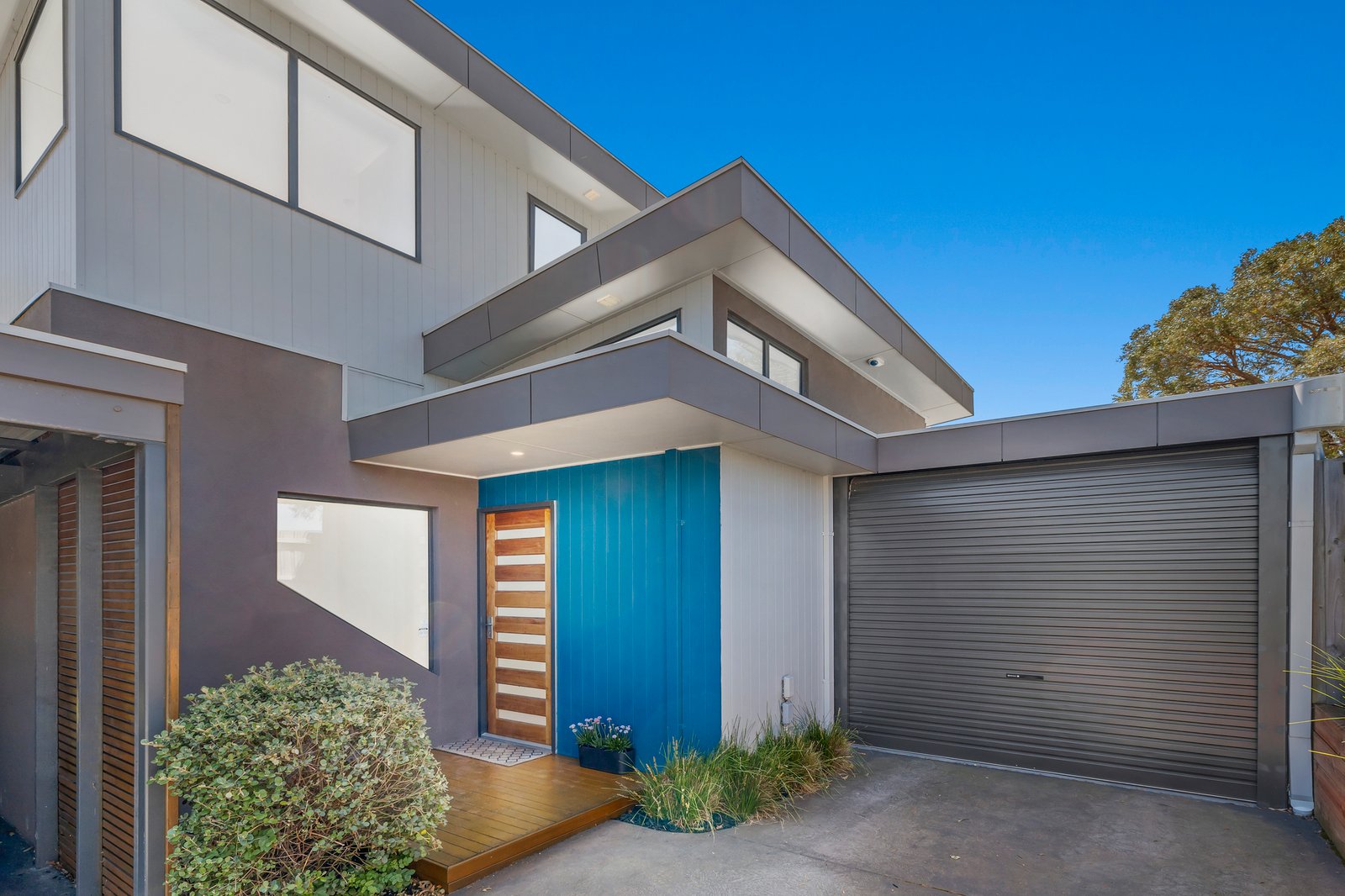 Gallery: 2/11 Nioka Street
