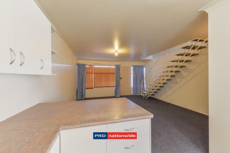 2/11 Petra Ave  TAMWORTH 6