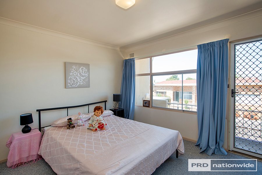 2/11 Petra Avenue TAMWORTH 2