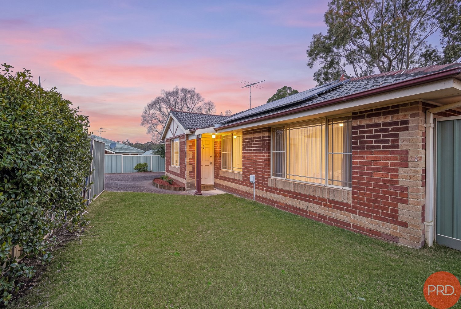 2/11 Proserpine Close ASHTONFIELD 3