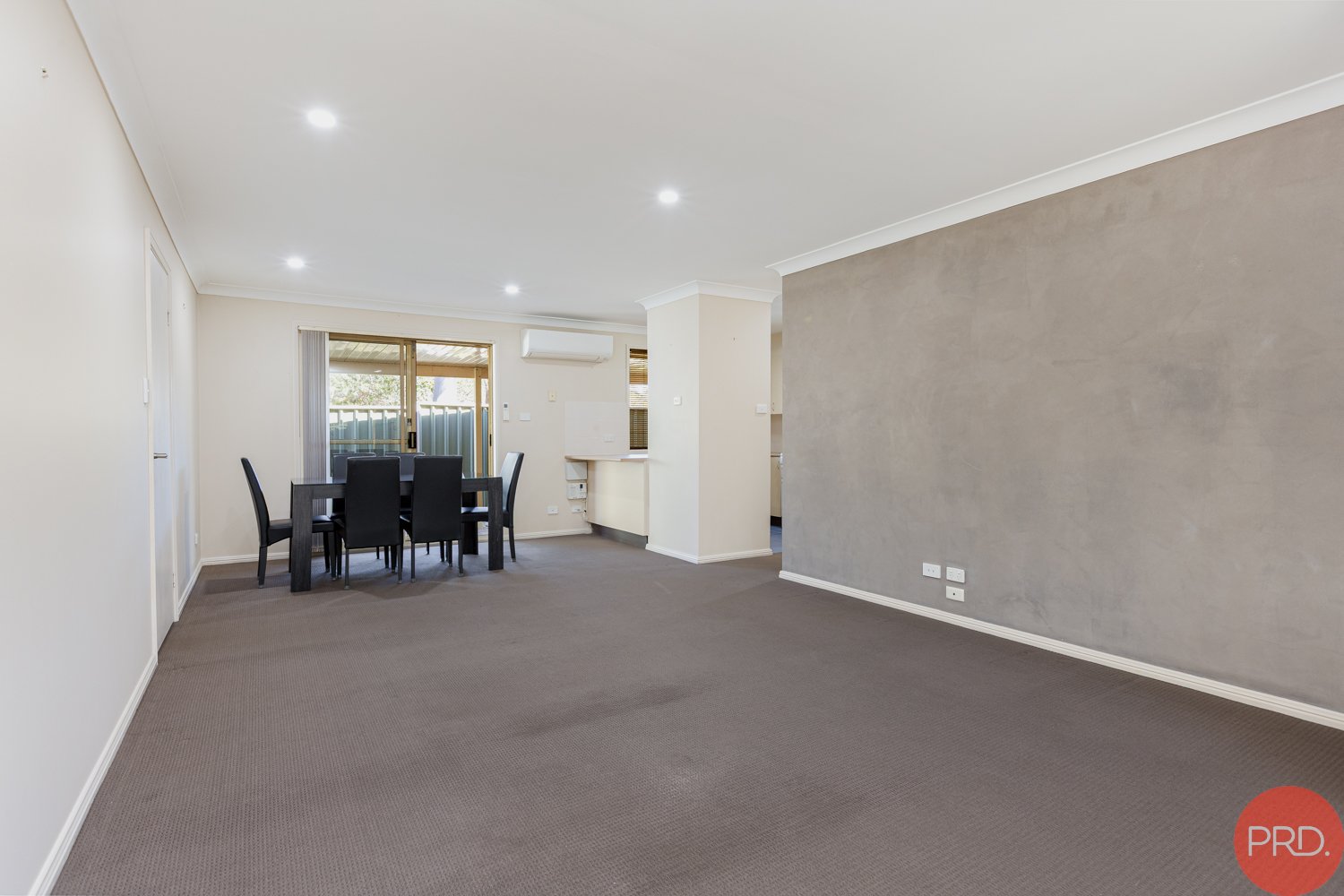 2/11 Proserpine Close ASHTONFIELD 7