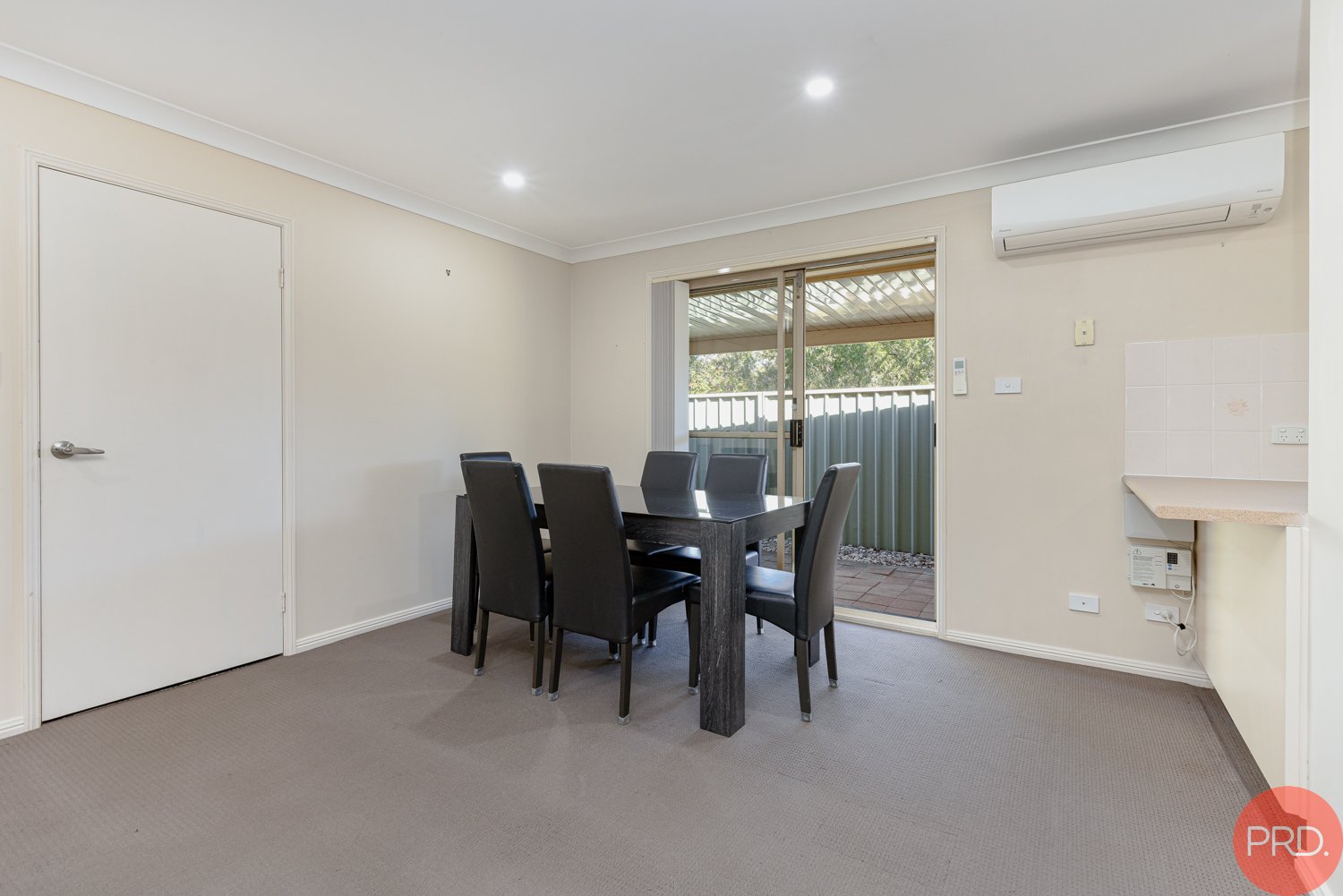 2/11 Proserpine Close ASHTONFIELD 10