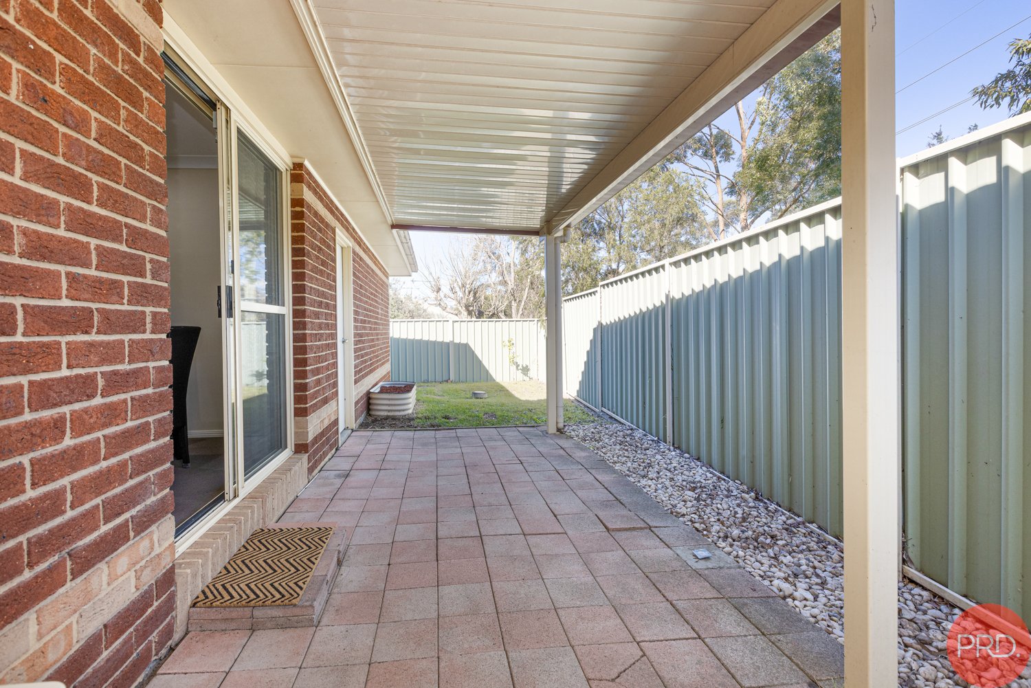 2/11 Proserpine Close ASHTONFIELD 14