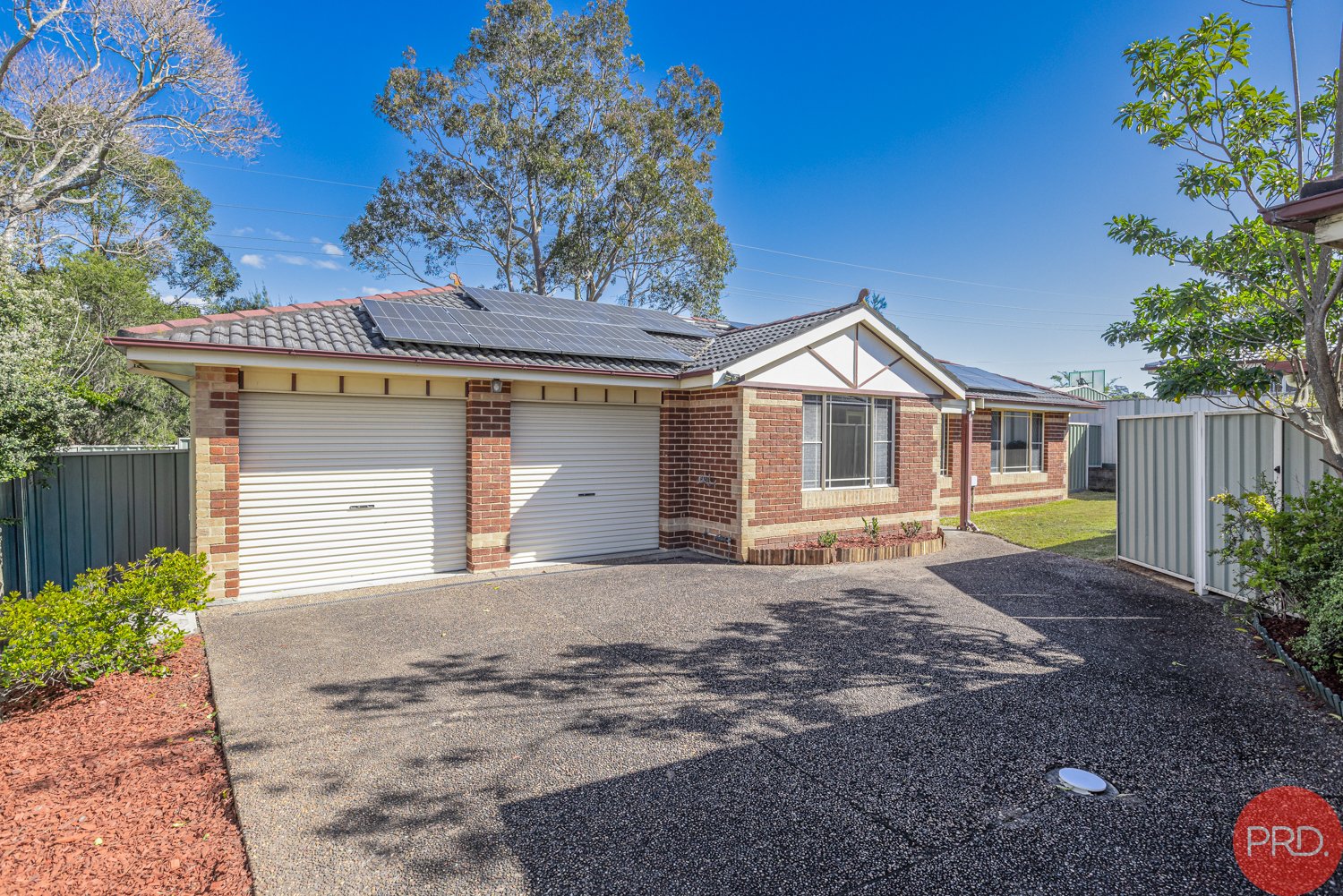 2/11 Proserpine Close ASHTONFIELD 23