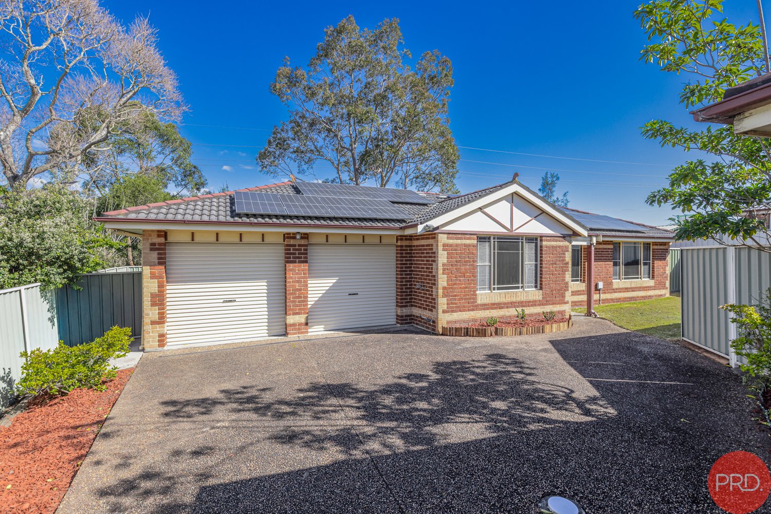 2/11 Proserpine Close ASHTONFIELD 24
