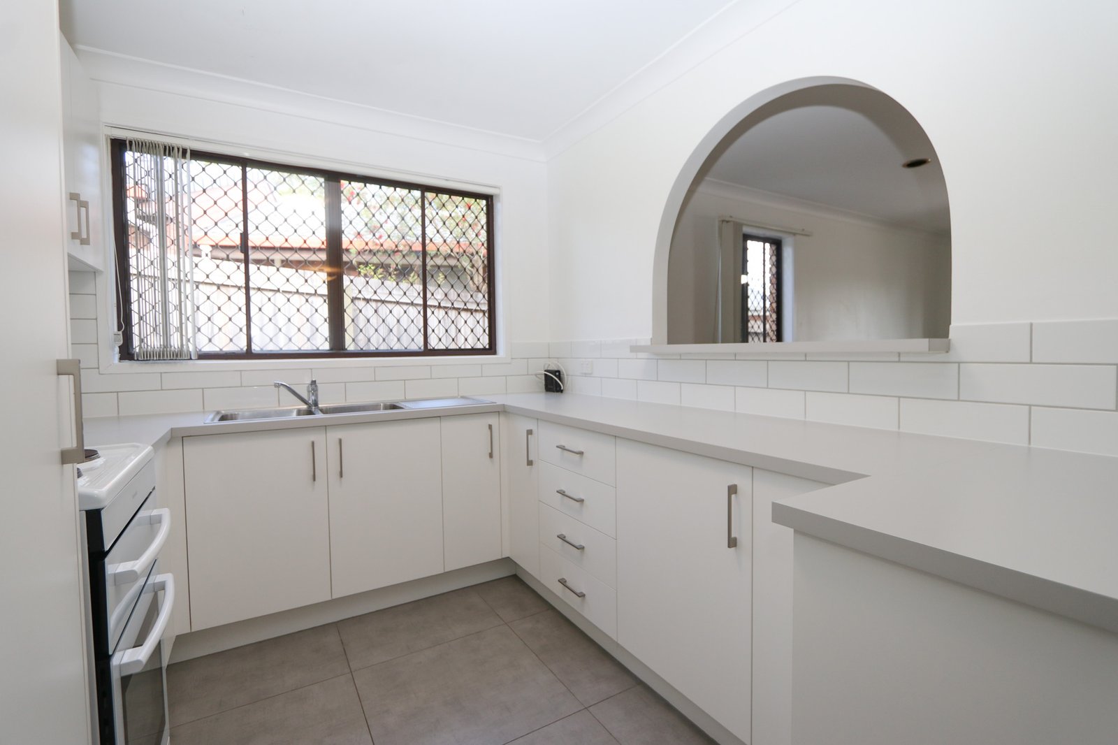 2/11 Raftery Street ASHMORE 3