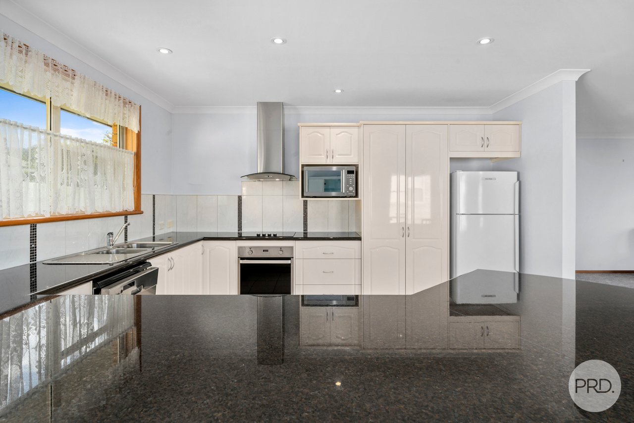 2/11 Riverview Parade ROSETTA 2