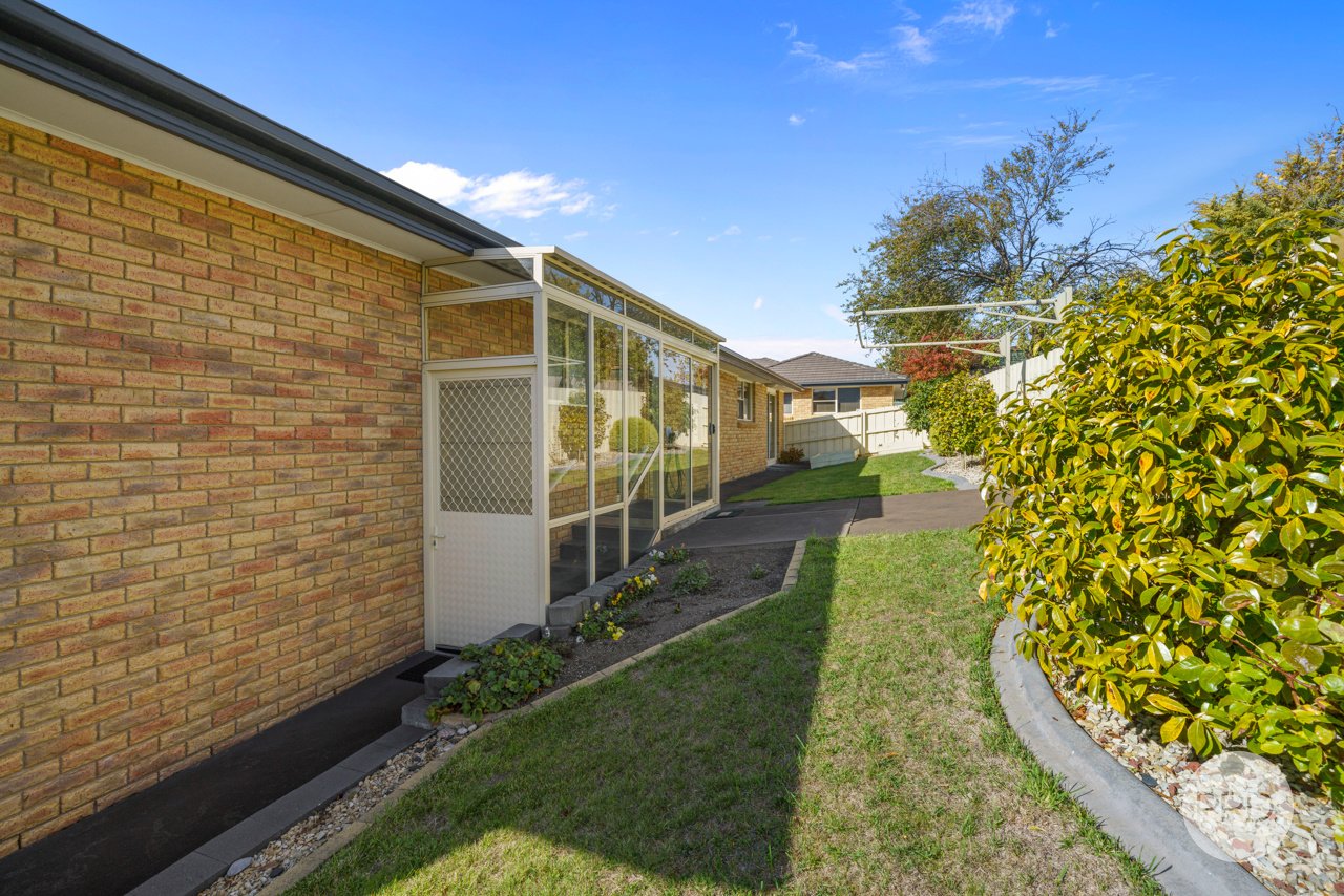 2/11 Riverview Parade ROSETTA 12