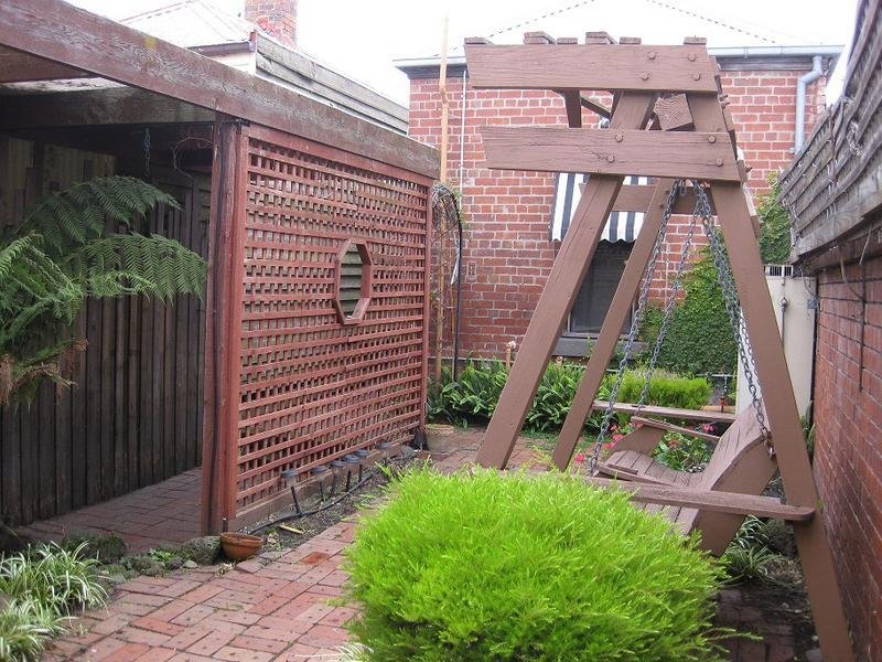 Gallery: 211 Ross Street