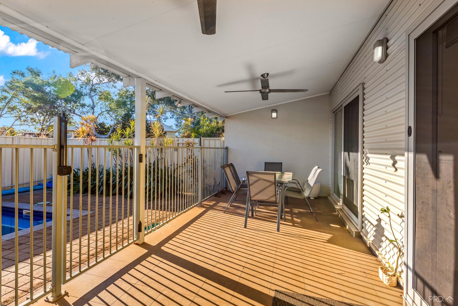 2/11 Sanctuary Road CABLE BEACH 2