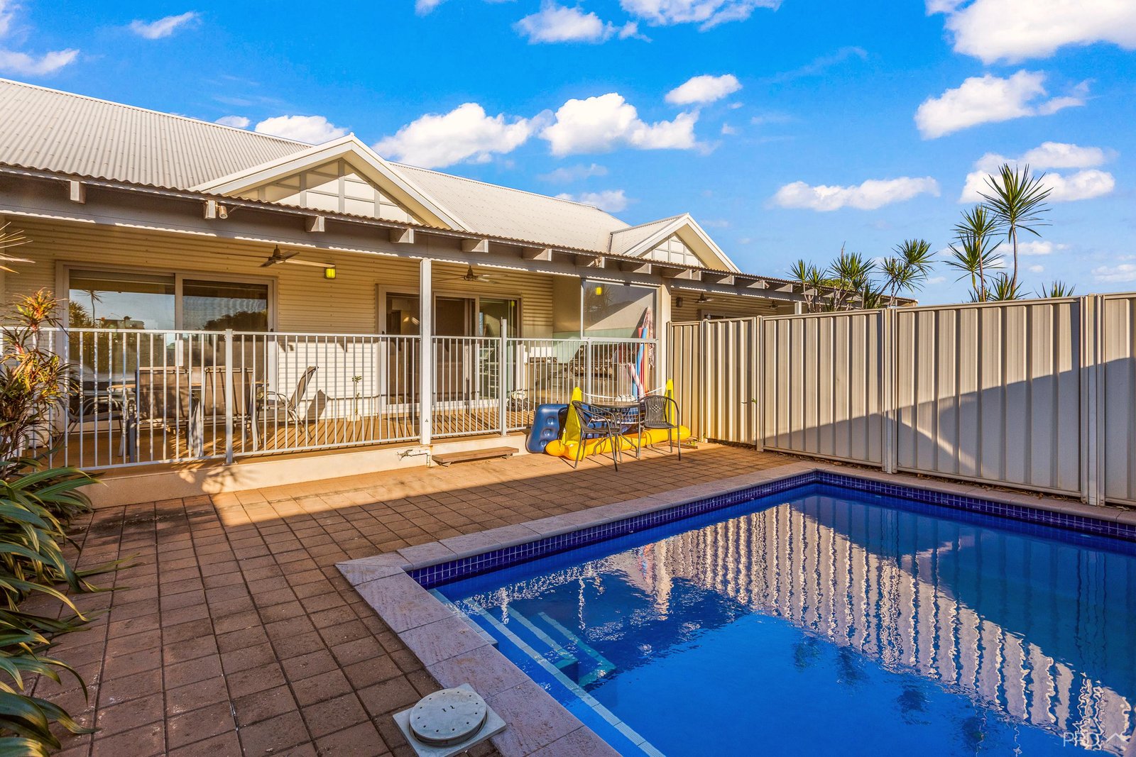 2/11 Sanctuary Road CABLE BEACH 8