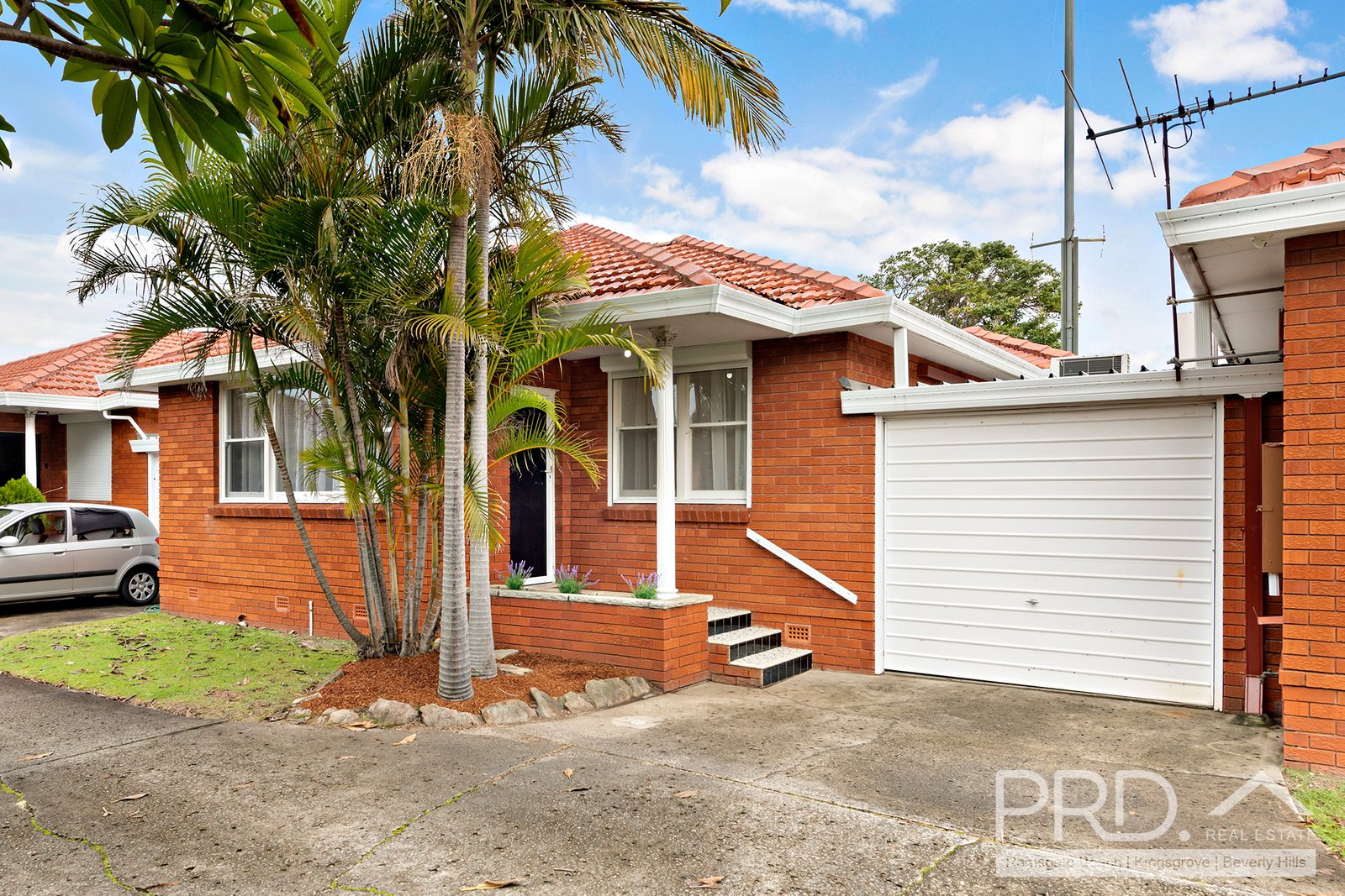 2/11 Solander Street MONTEREY 1