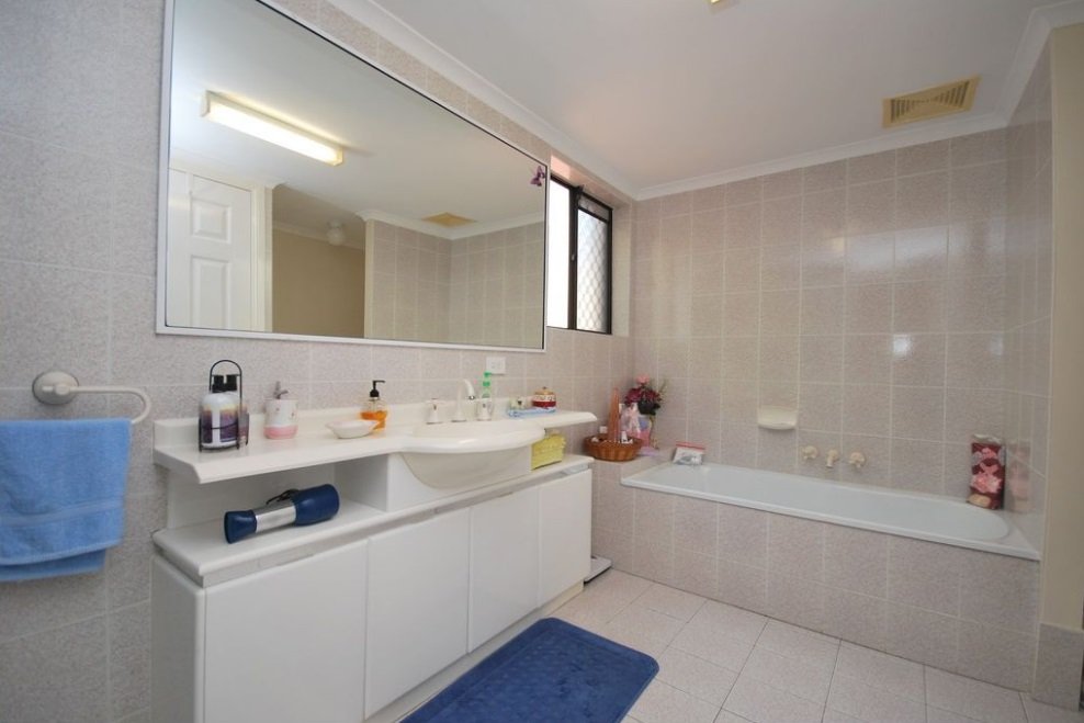 2/11 Tenth Avenue PALM BEACH 7