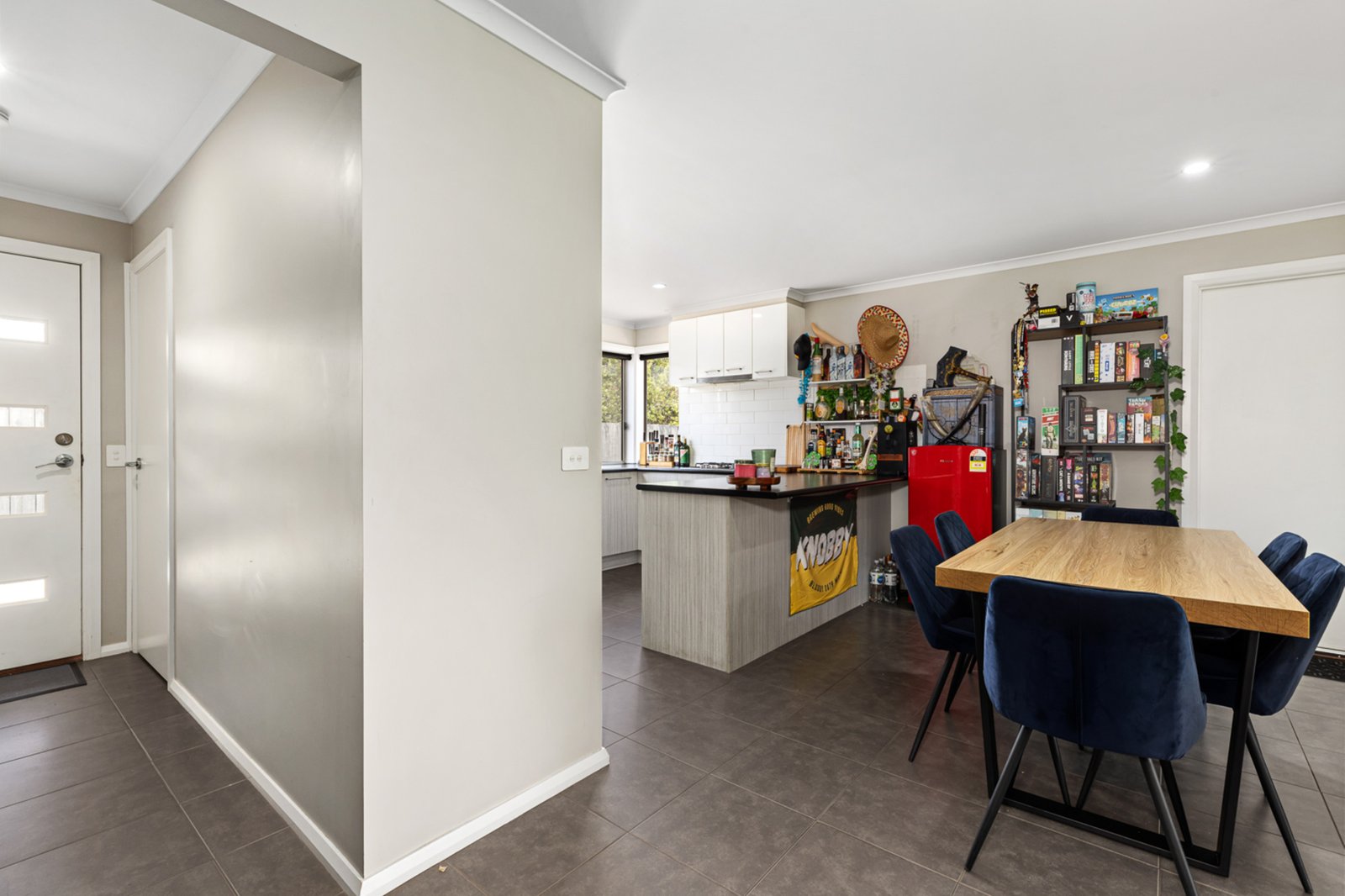 Gallery: 2/11 Verdon Street