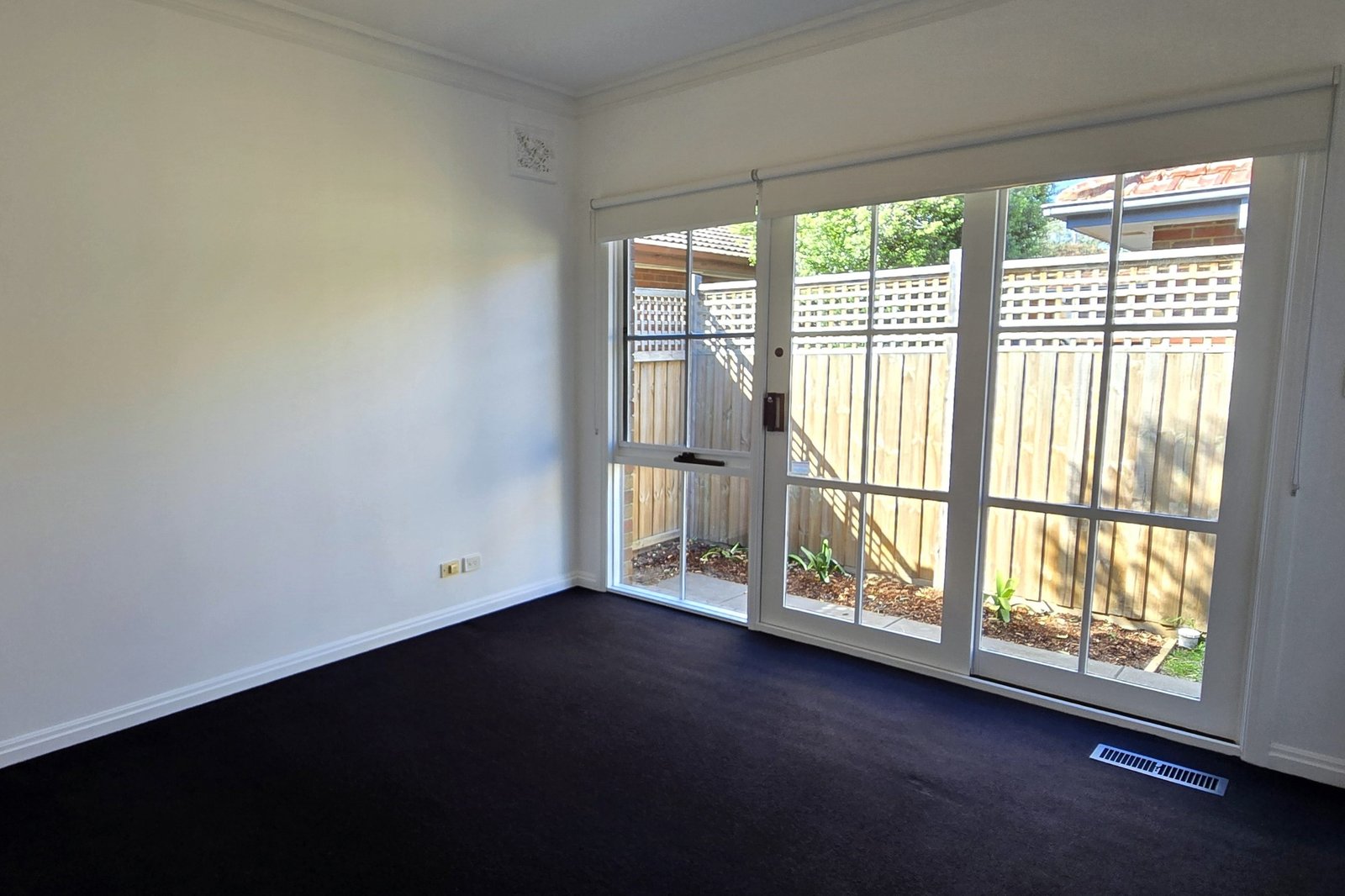Real Estate and Property in 2/11 Woodville Avenue, Glen Huntly, VIC