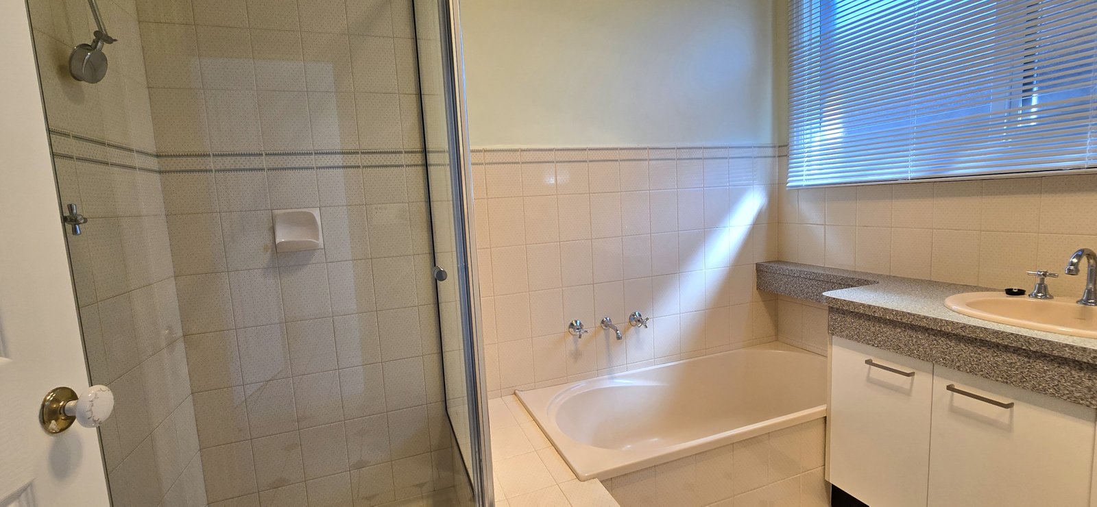 Real Estate and Property in 2/11 Woodville Avenue, Glen Huntly, VIC