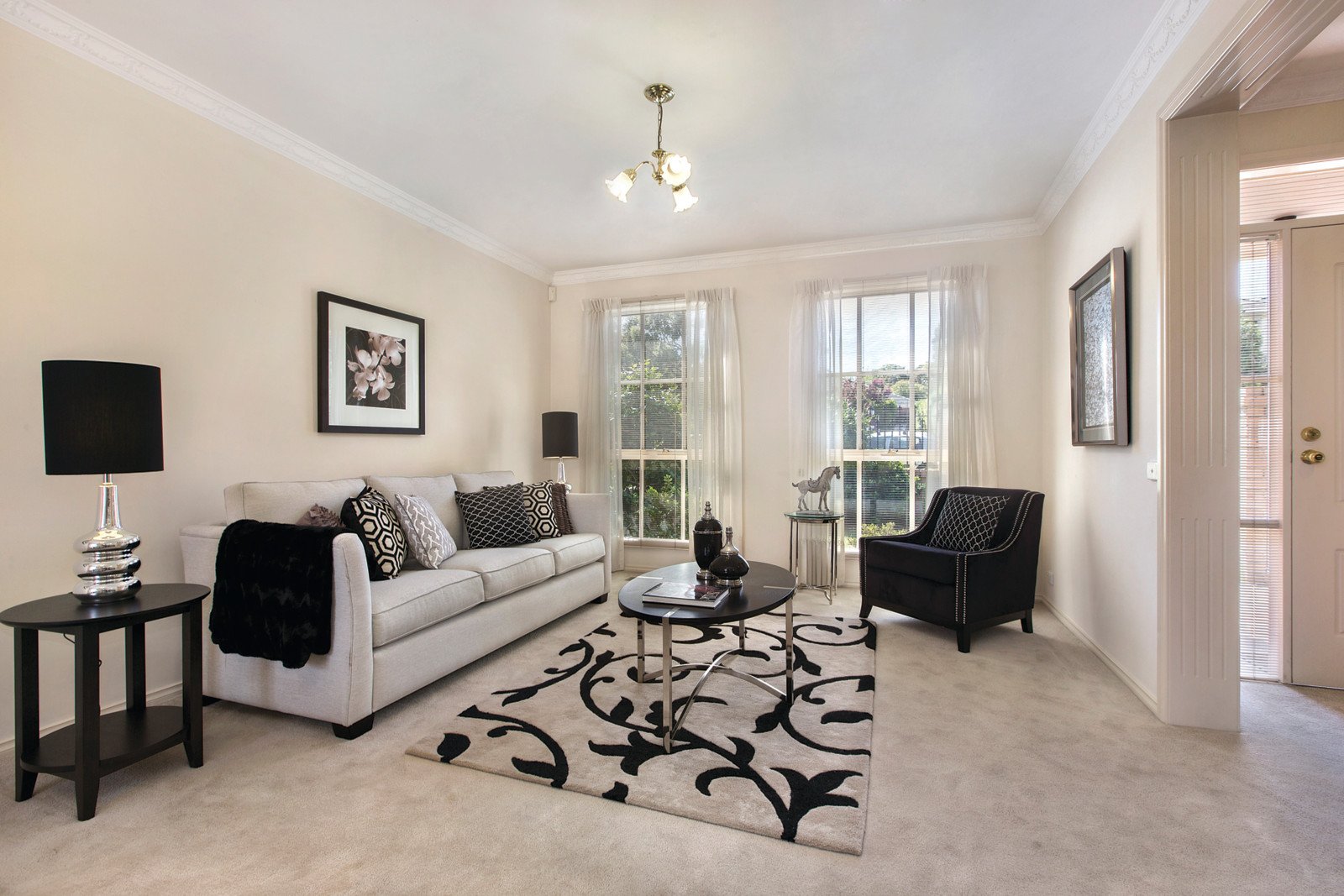 2/11 Yerrin Street, Balwyn, VIC