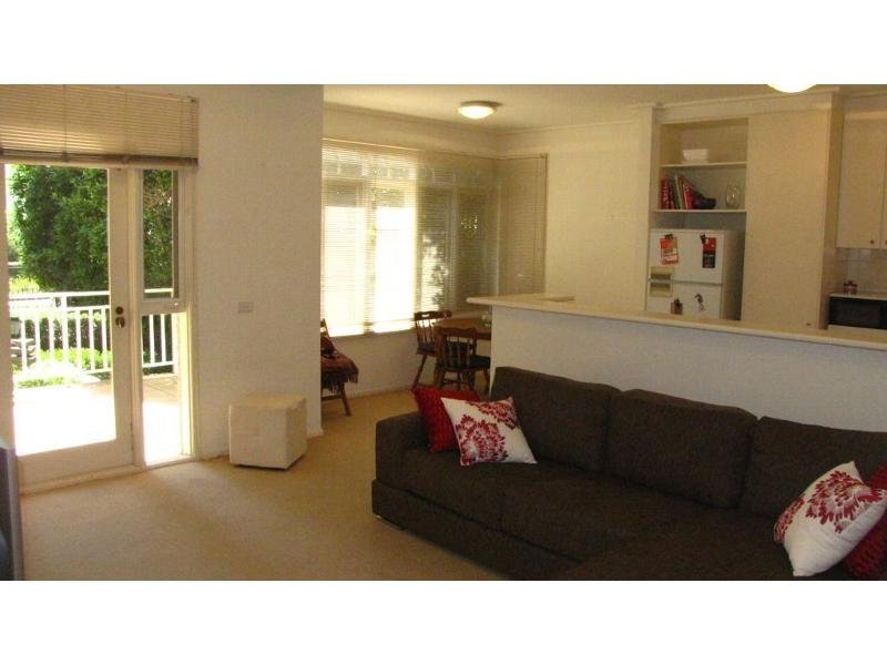 Gallery: 2/110 Rouse Street