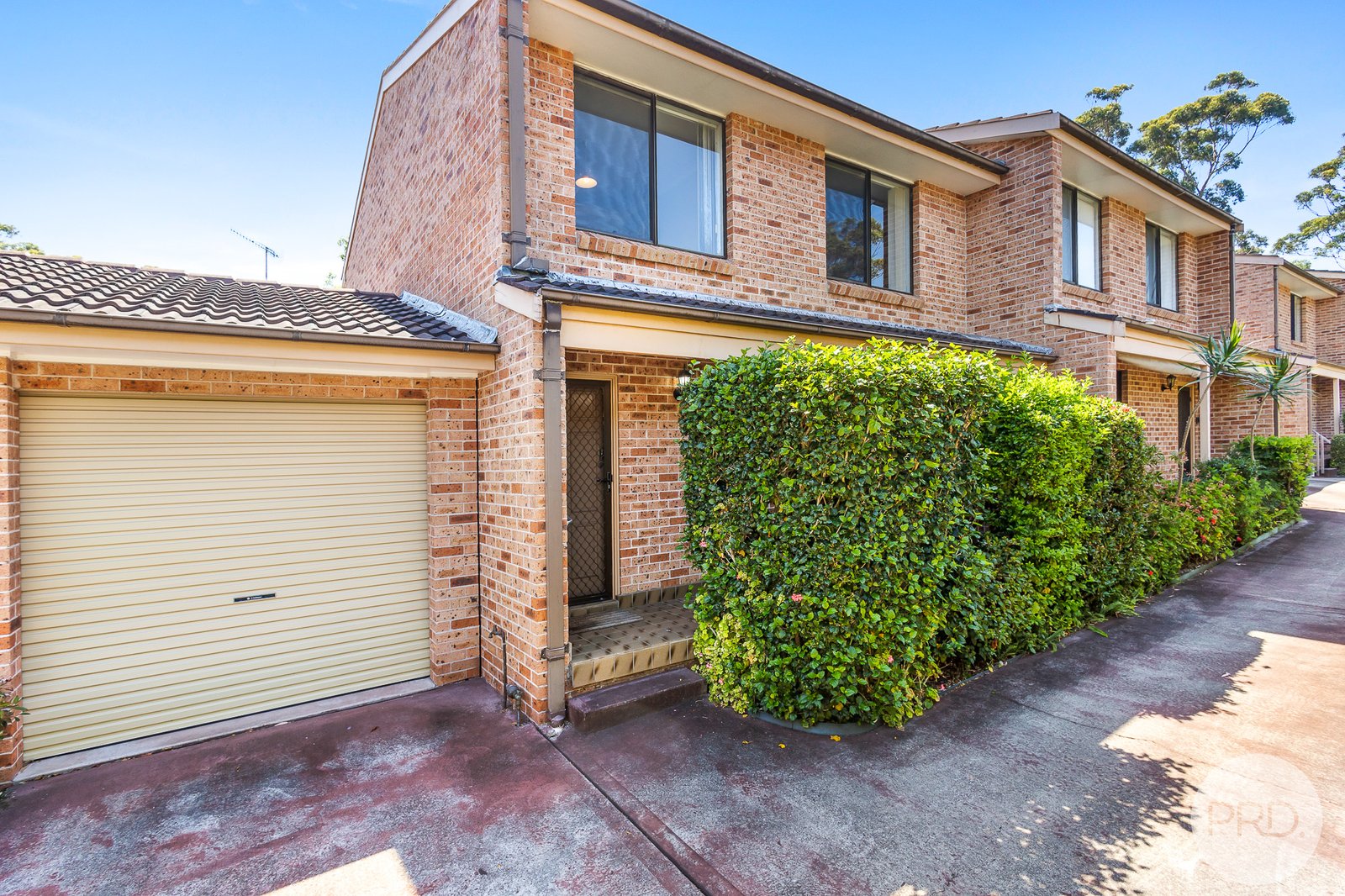 2/110 Tomaree Road SHOAL BAY 1