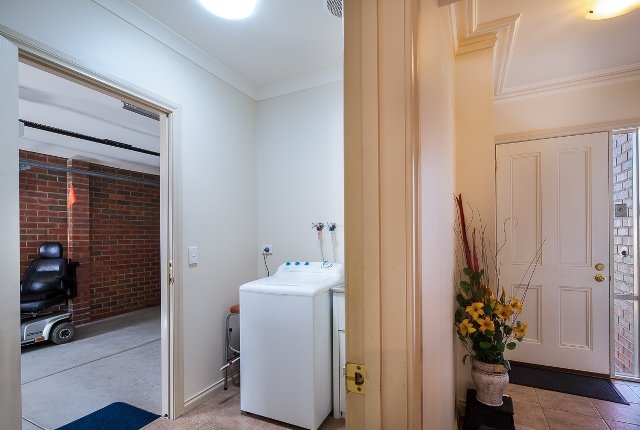 2/1104 Doveton Street North BALLARAT NORTH 9