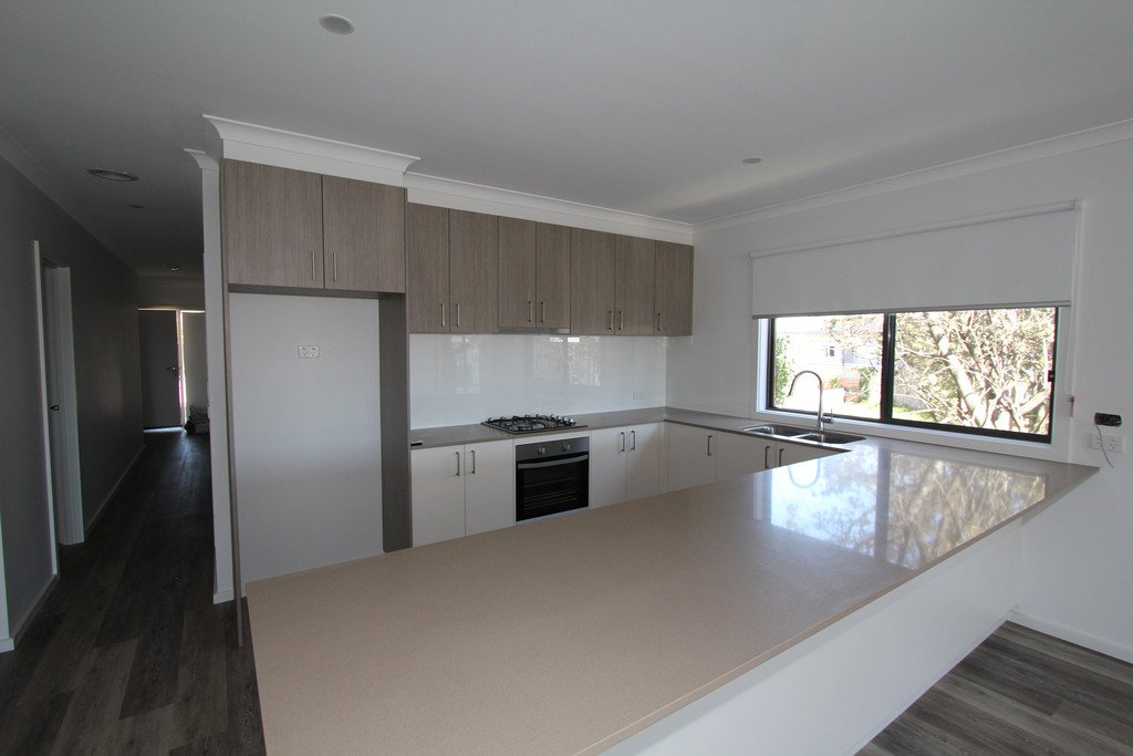 2/1106A Gregory Street LAKE WENDOUREE 2