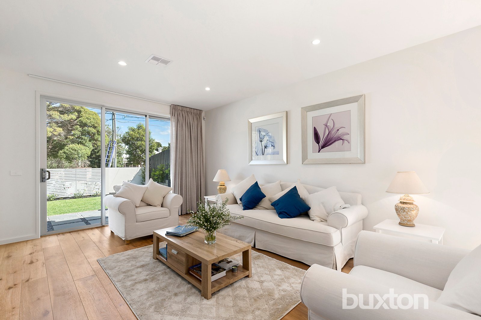 Gallery: 2/111 Bay Road
