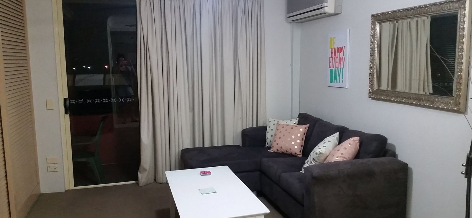 211/1 Paradise Island SURFERS PARADISE 4
