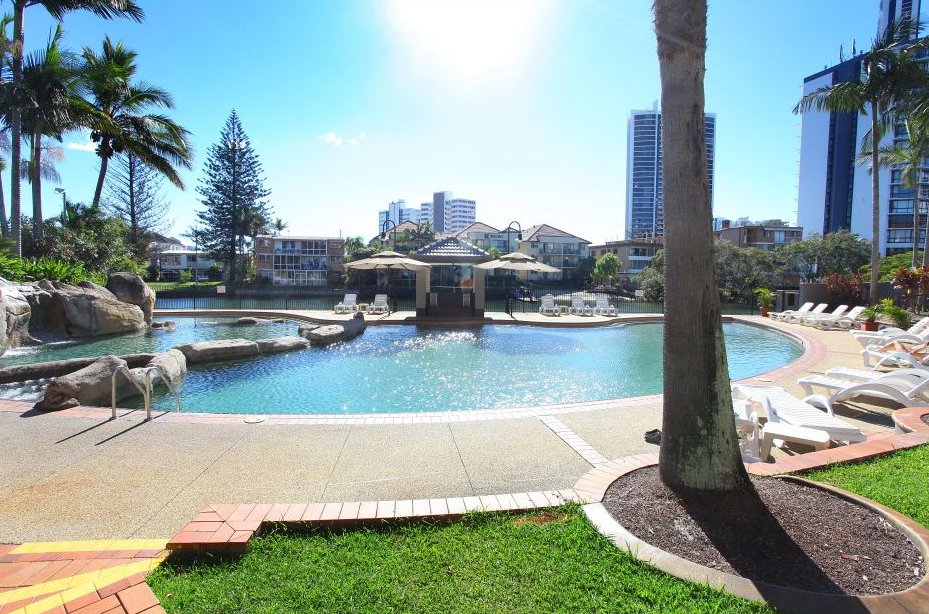 211/1 Paradise Island SURFERS PARADISE 13
