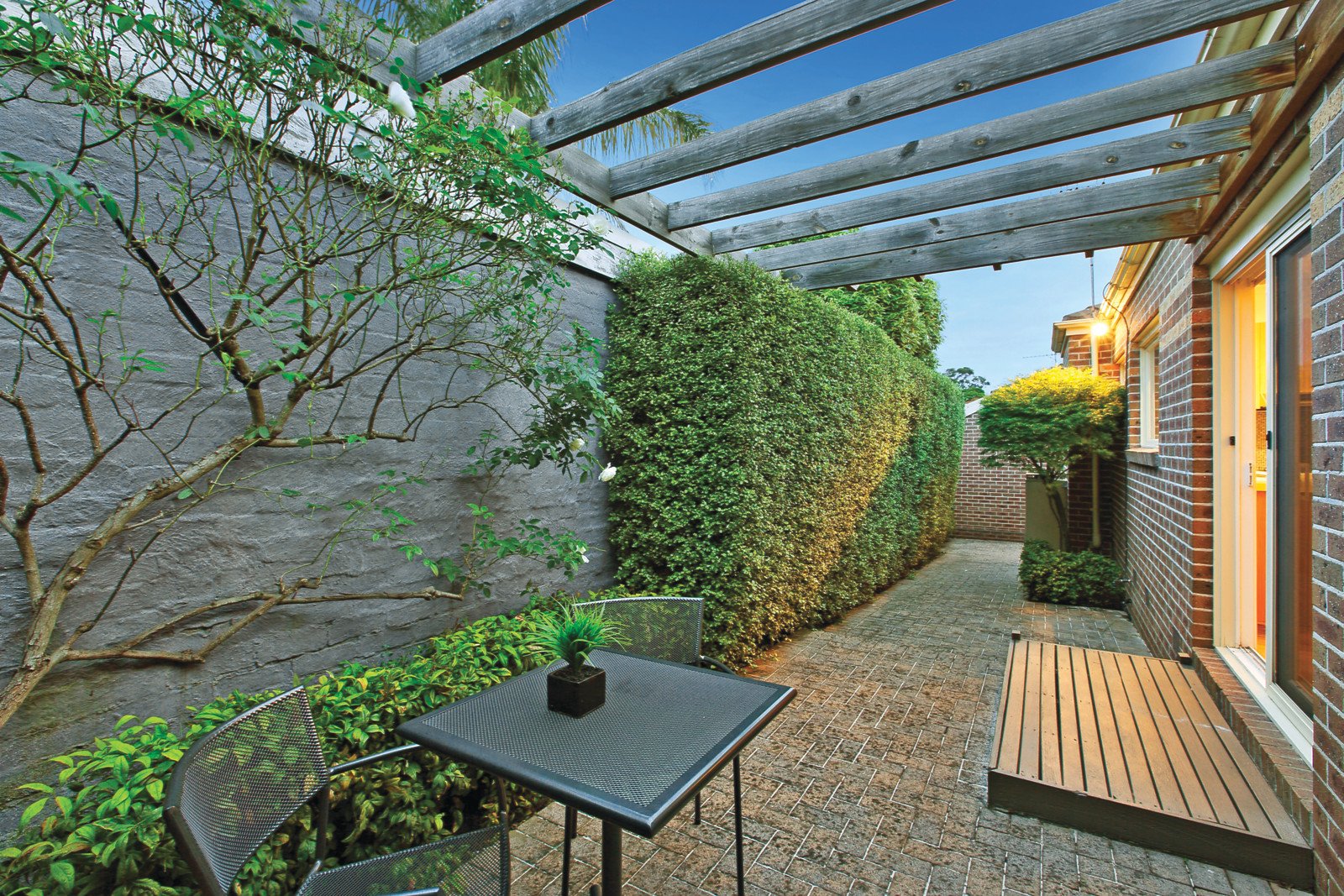 2/111 Strabane Avenue, Balwyn, VIC