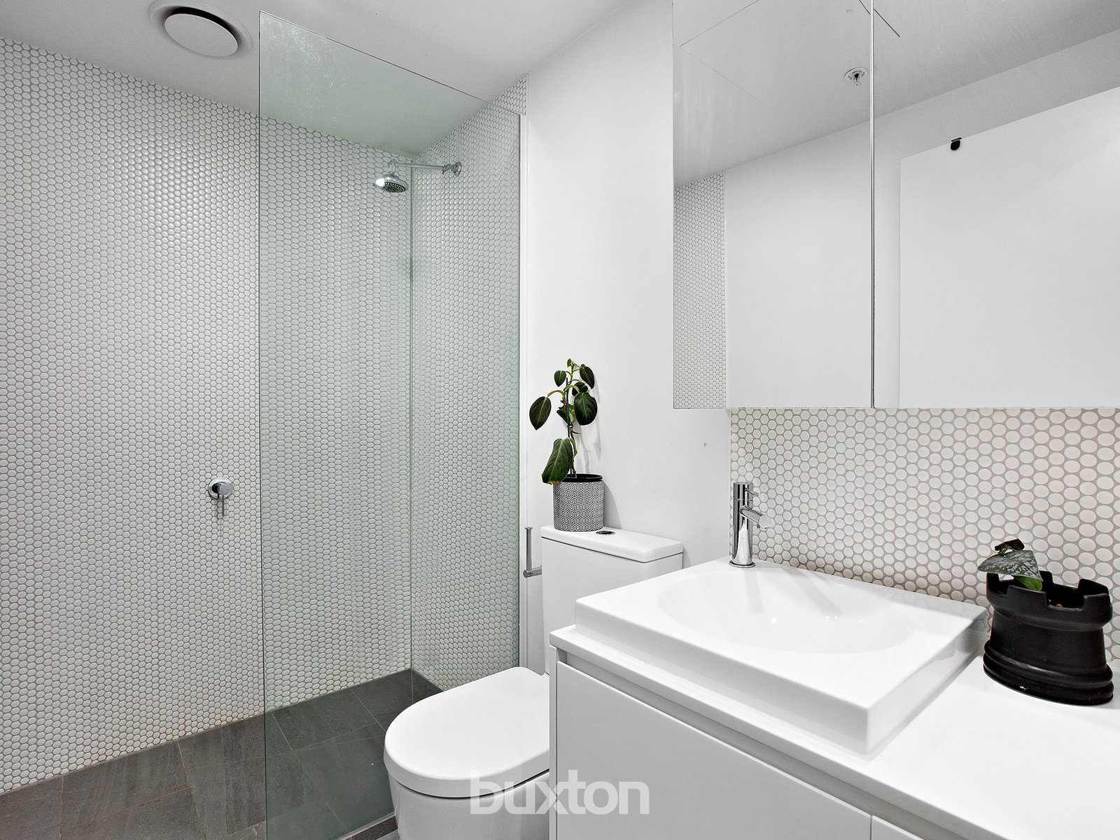 Gallery: 211/109 McLeod Road