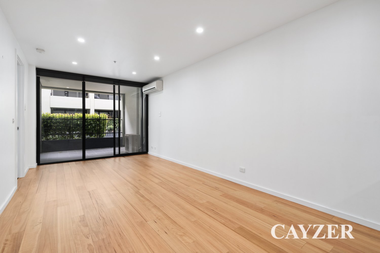 Gallery: 211/166 Rouse Street