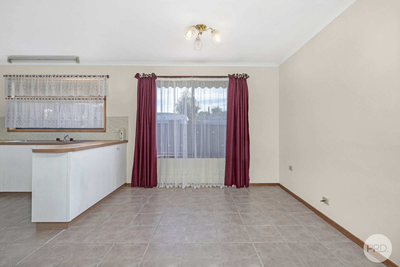 2/1118 Grevillea Road WENDOUREE 4