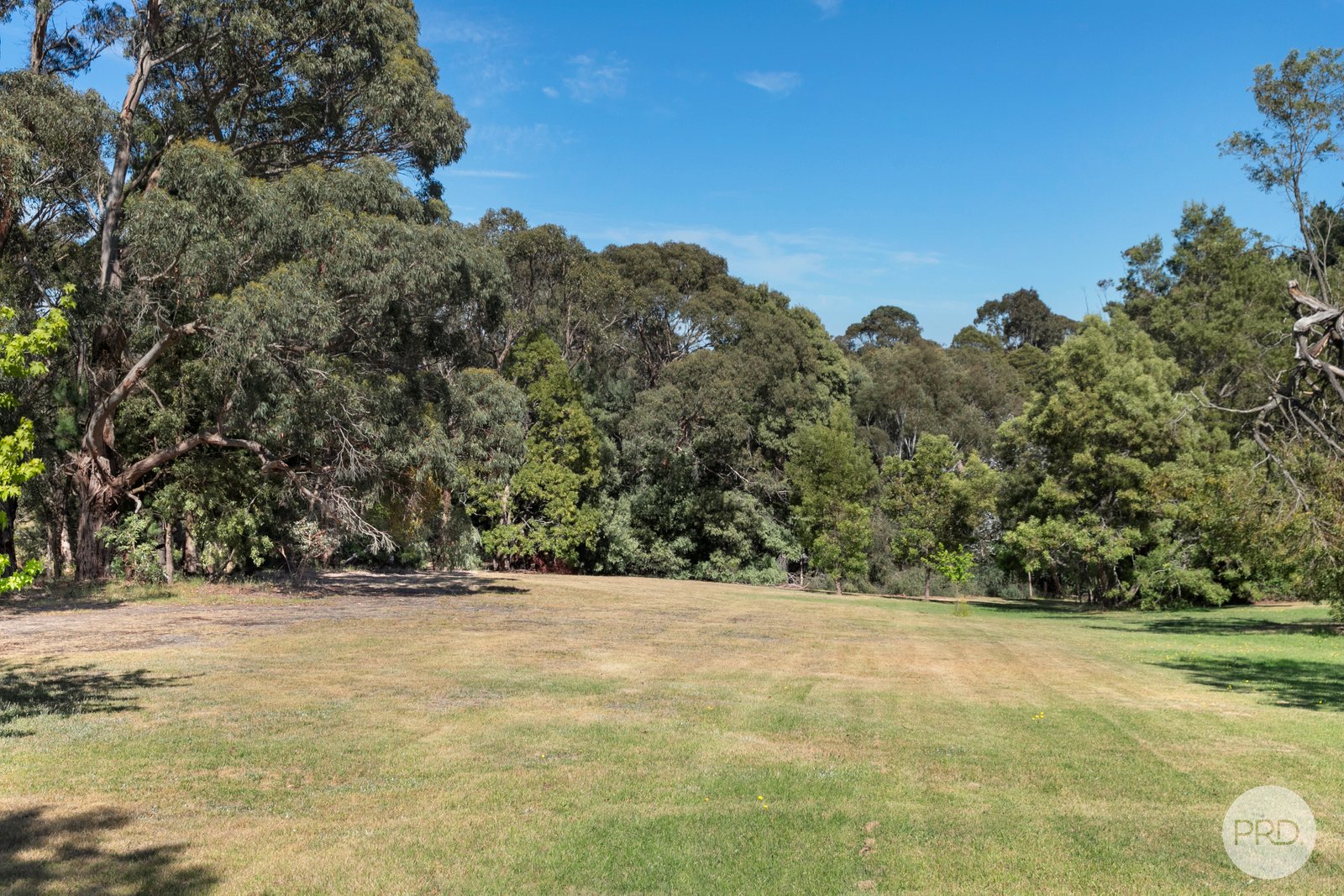 2112 Geelong Road MOUNT HELEN 18