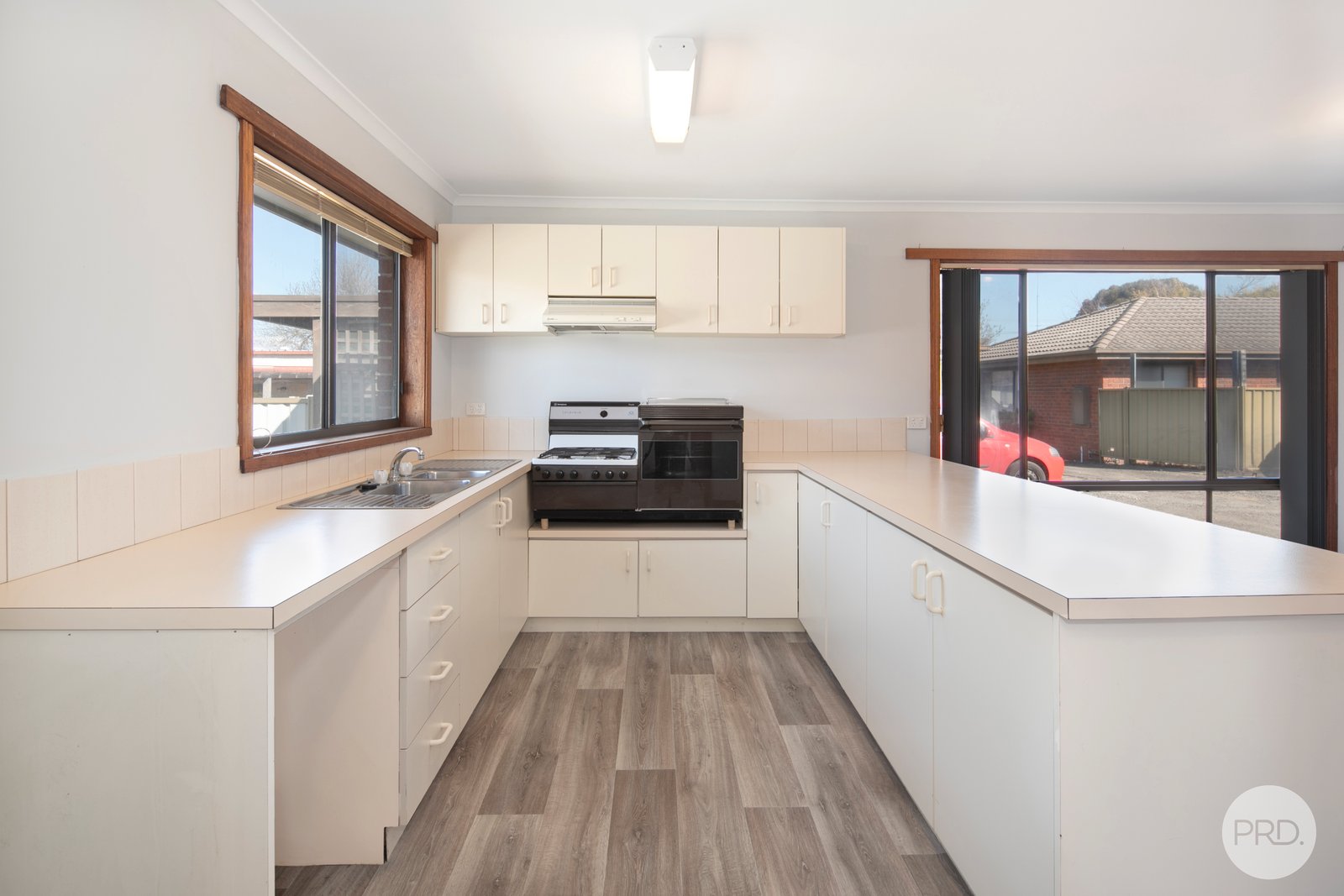 2/112 Park Street REDAN 2